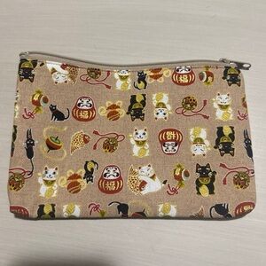 NEW Lucky cat cosmetic pouch